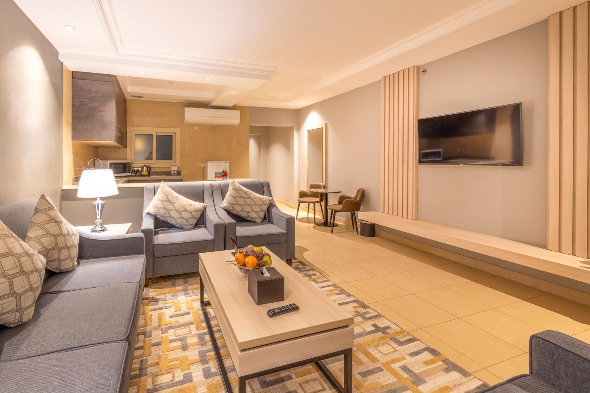 Enala Hotel Apartments- Tabuk Табук Экстерьер фото